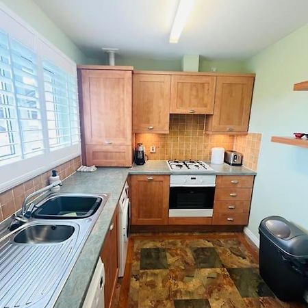 Lovely Entire 2 Bedroom Apartment 모니페스 외부 사진